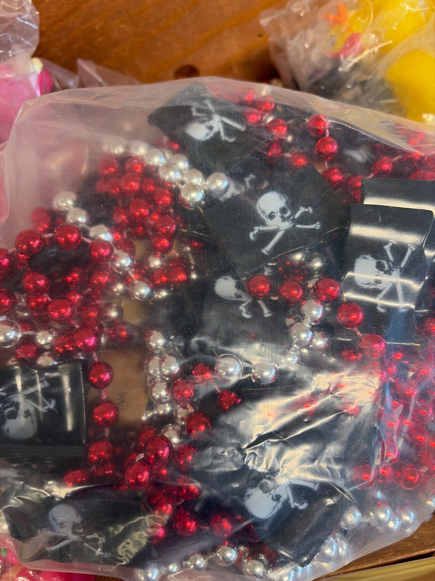 SILVER/RED WITH SKULL FLAG