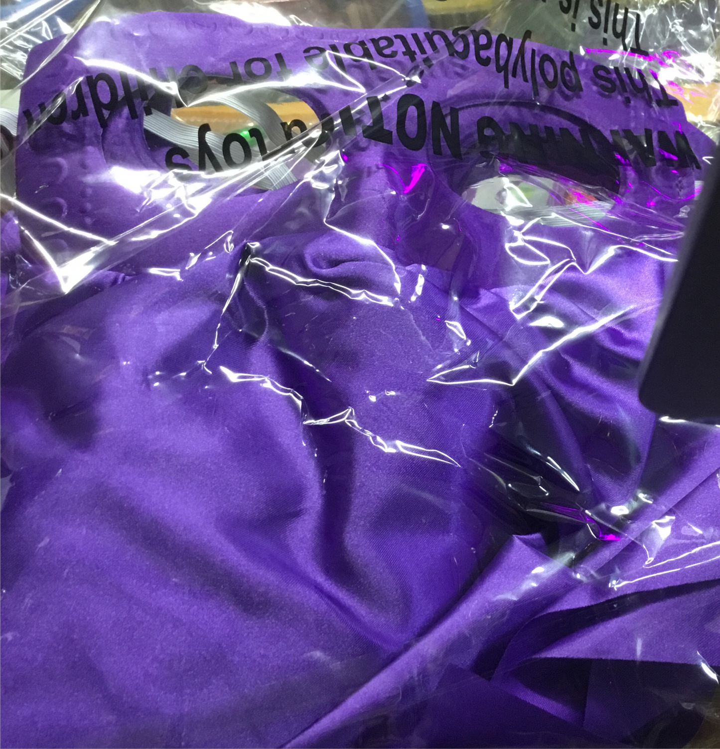 SATIN MASK W/VEIL