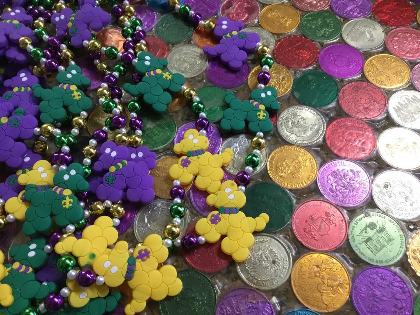 LIGHT UP BALLOON DOG BEAD