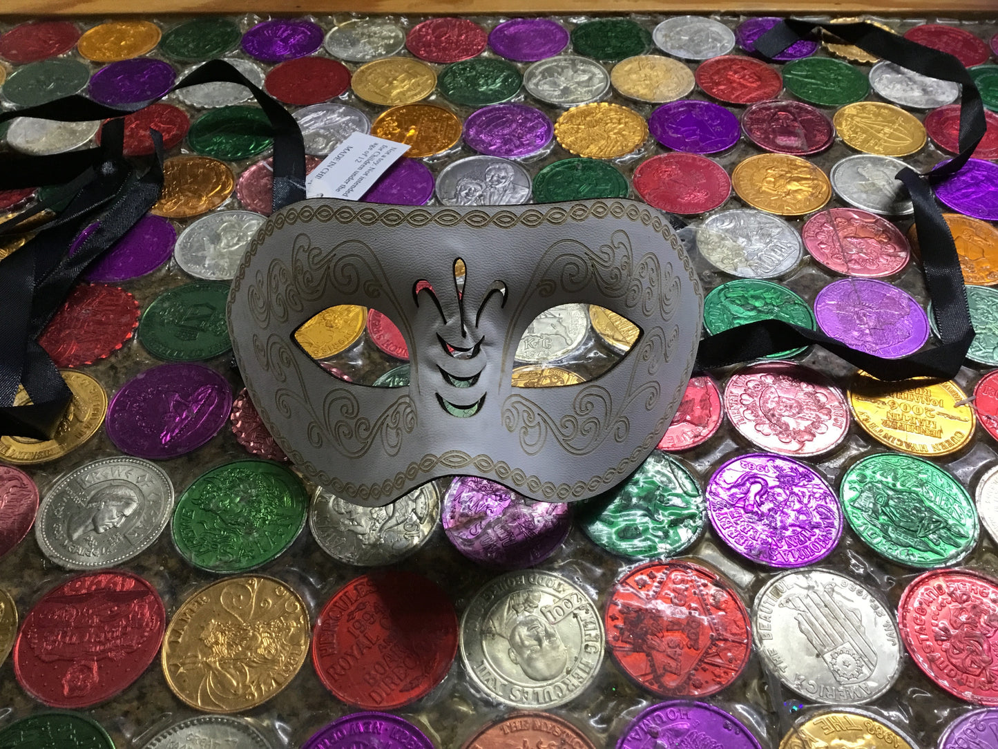 WHITE LEATHER EMBOSSED HALF FACE MASK