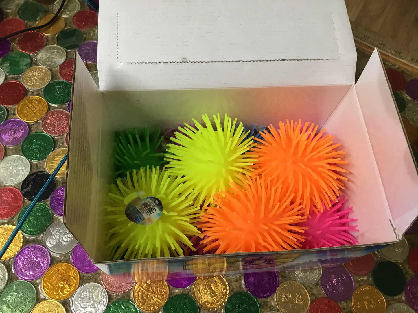 CASE LIGHT UP PUFFER BALL 12 DOZEN