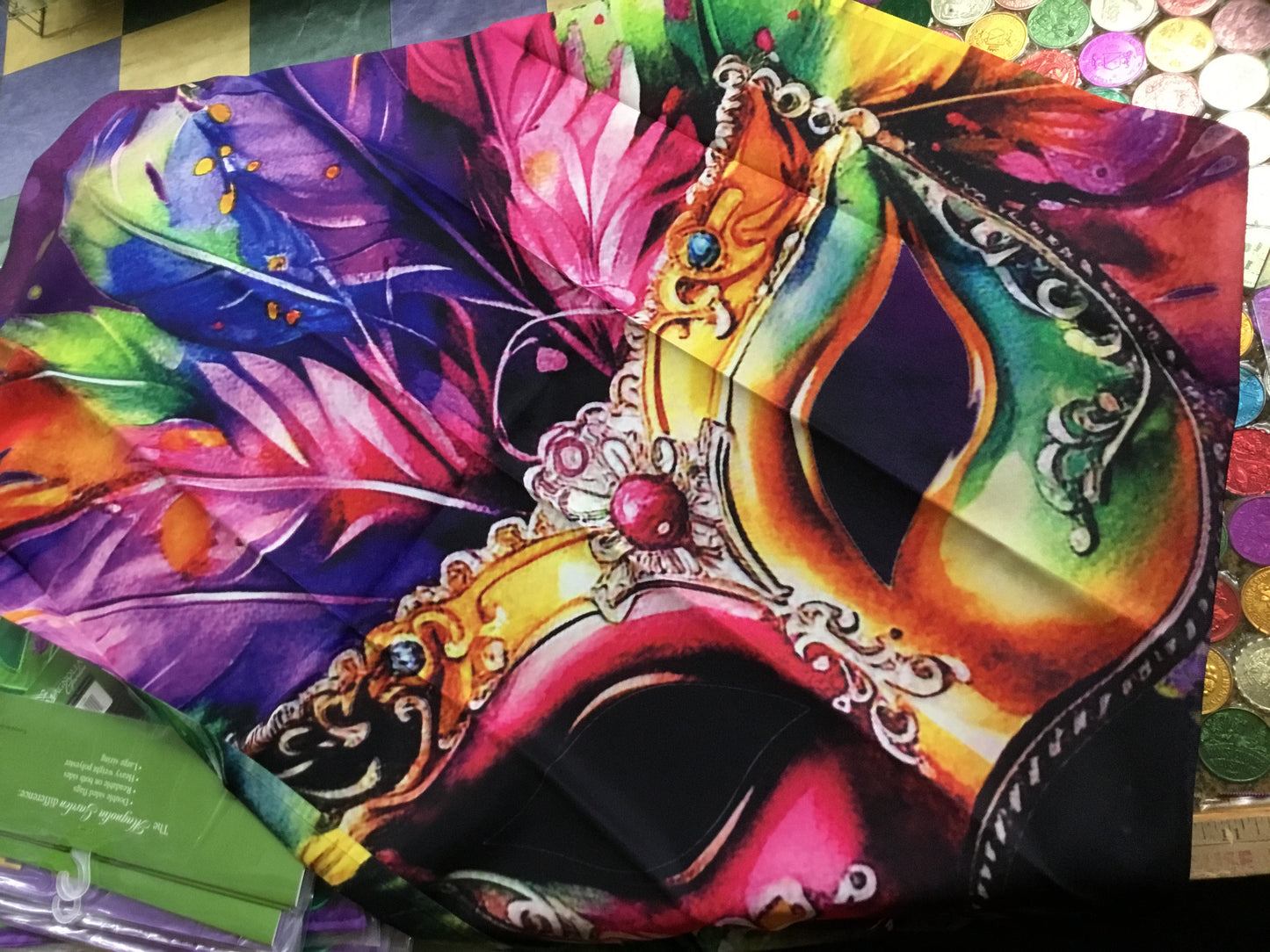 MARDI GRAS MASK LARGE FLAG