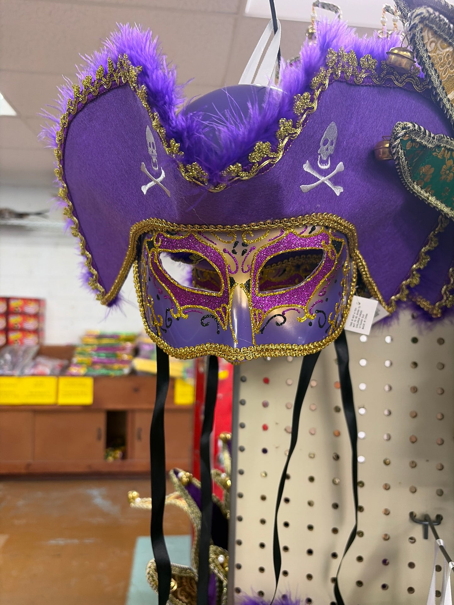 PURPLE PIRATE MASQUERADE MASK