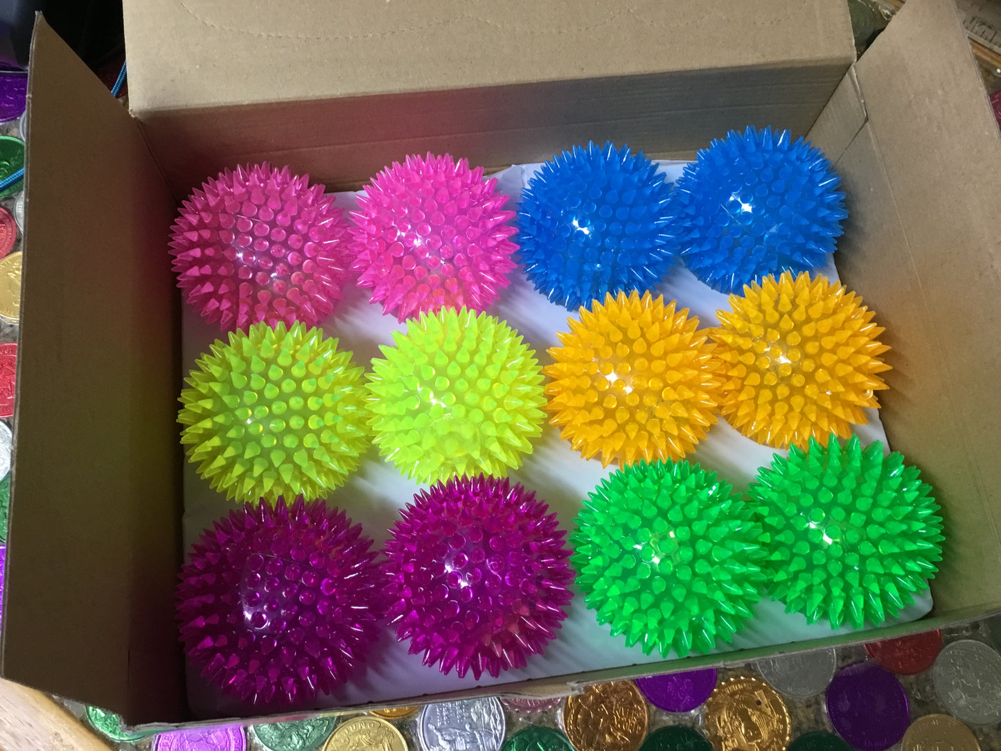 LIGHT UP LARGE SPIKEY BALL 3.35"