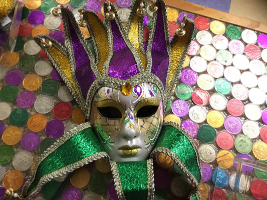 GOLD FULL FACE MASK W/HORNS
