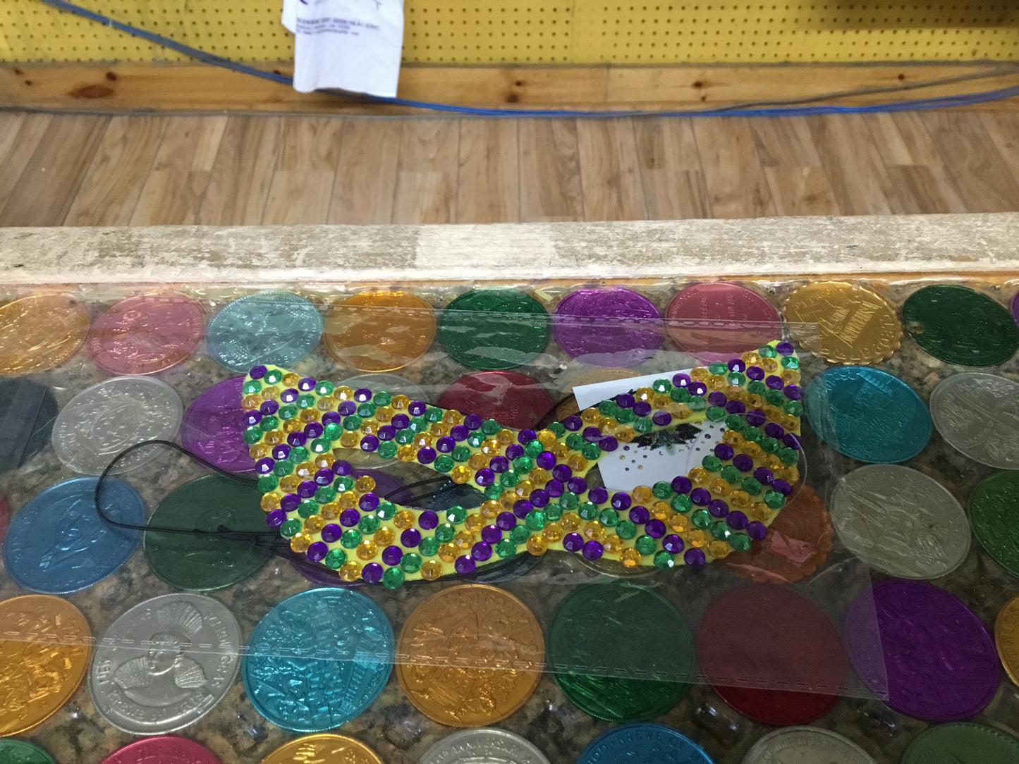 FLEXIBLE BEADED MASK