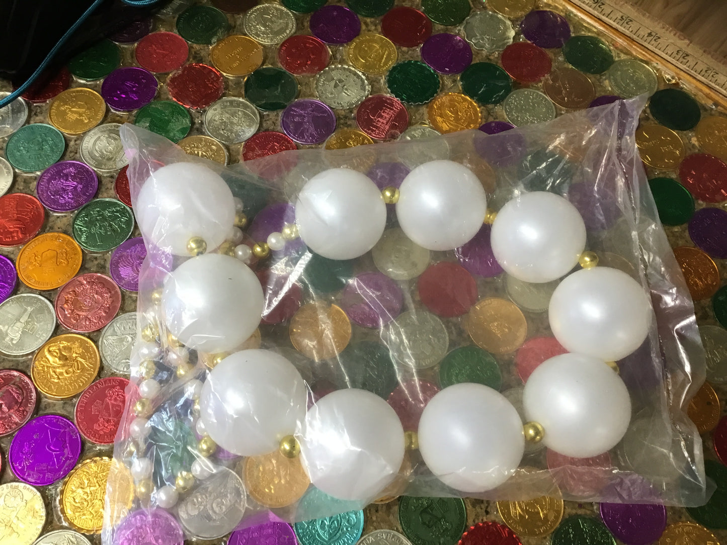 CASE 60MM WHITE AB WITH 10MM SPACERS