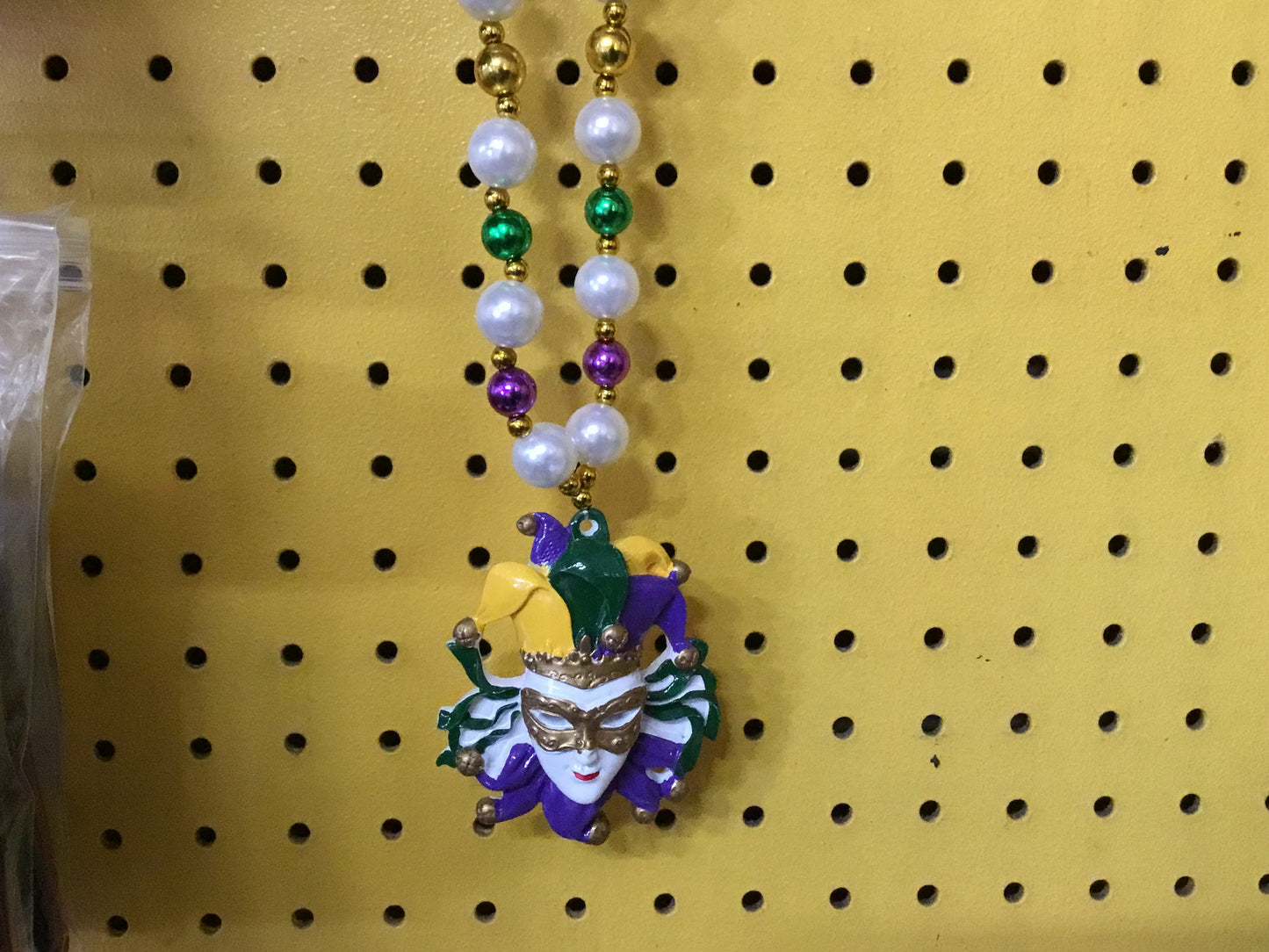 MARDI GRAS MASK FACE MEDALLION BEAD