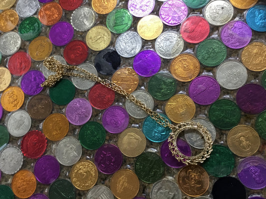 DOUBLOON HOLDER
