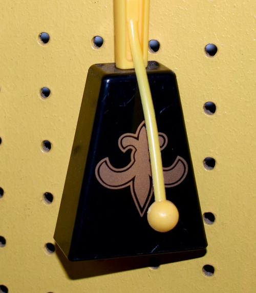 BLACK/GOLD CLACKER