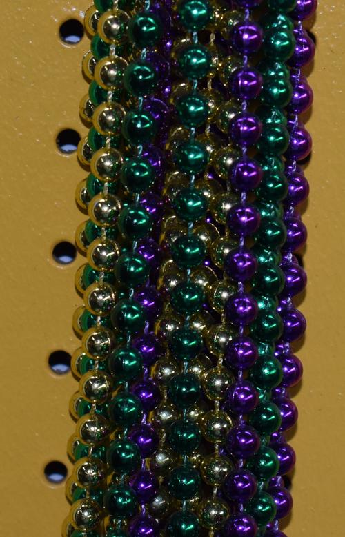 7.5MM 48" ROUND PURPLE, GREEN AND GOLD