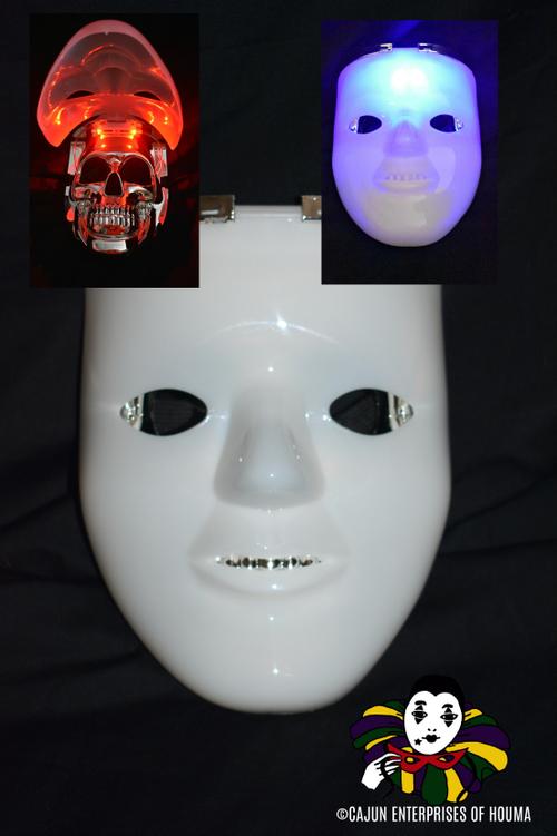 LIGHT UP SKULL MASK 8"